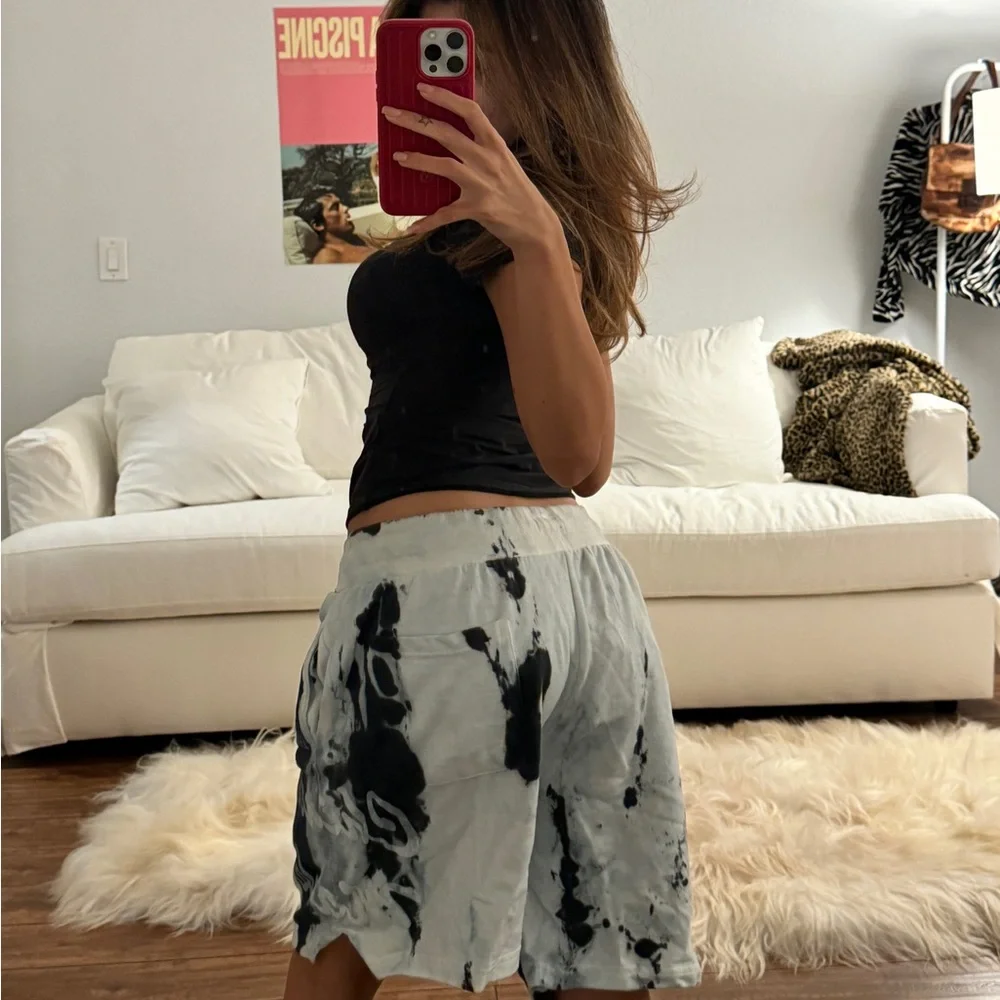 MARKET CHINATOWN MARKET BLEACHED POLO BEAR SWEAT SHORTS